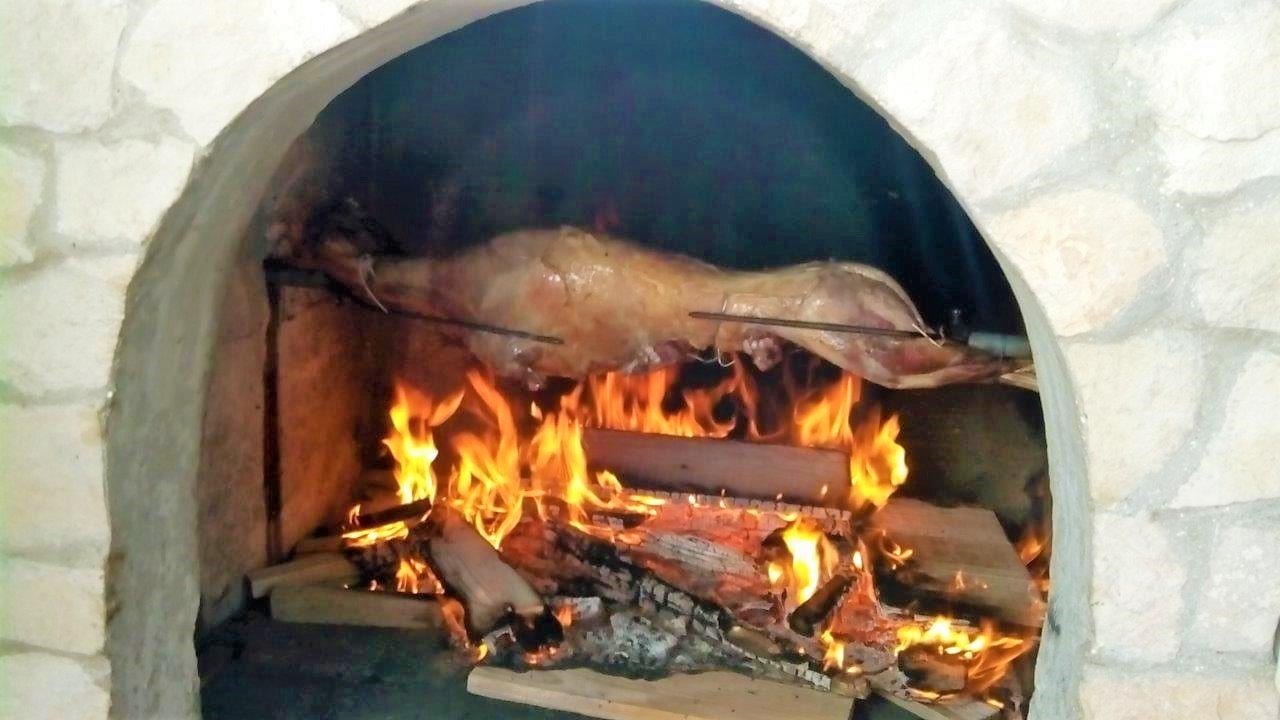 House Rak, Apartments Lac - Vis