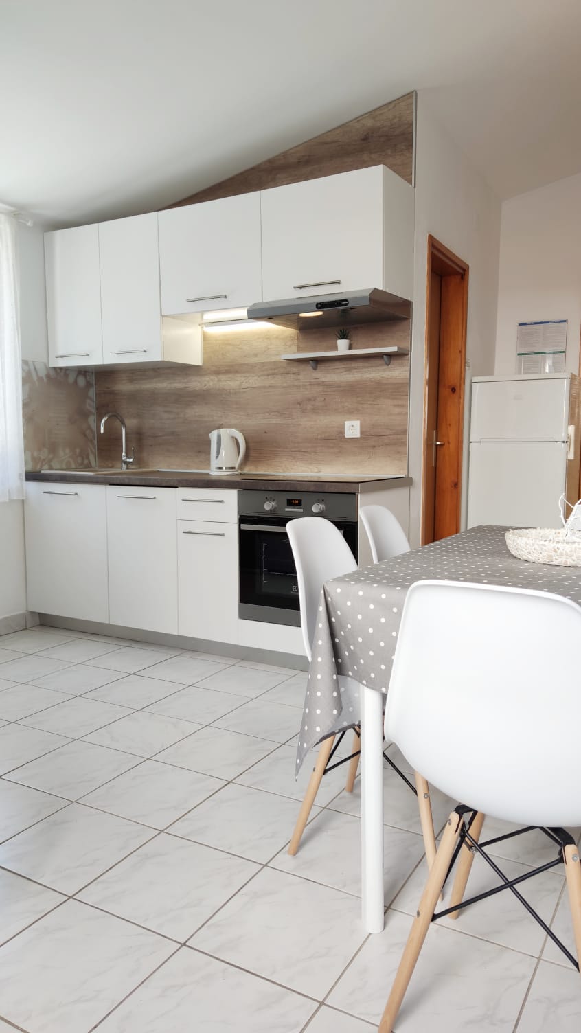 Apartment Rak 1 - House Rak, Vis